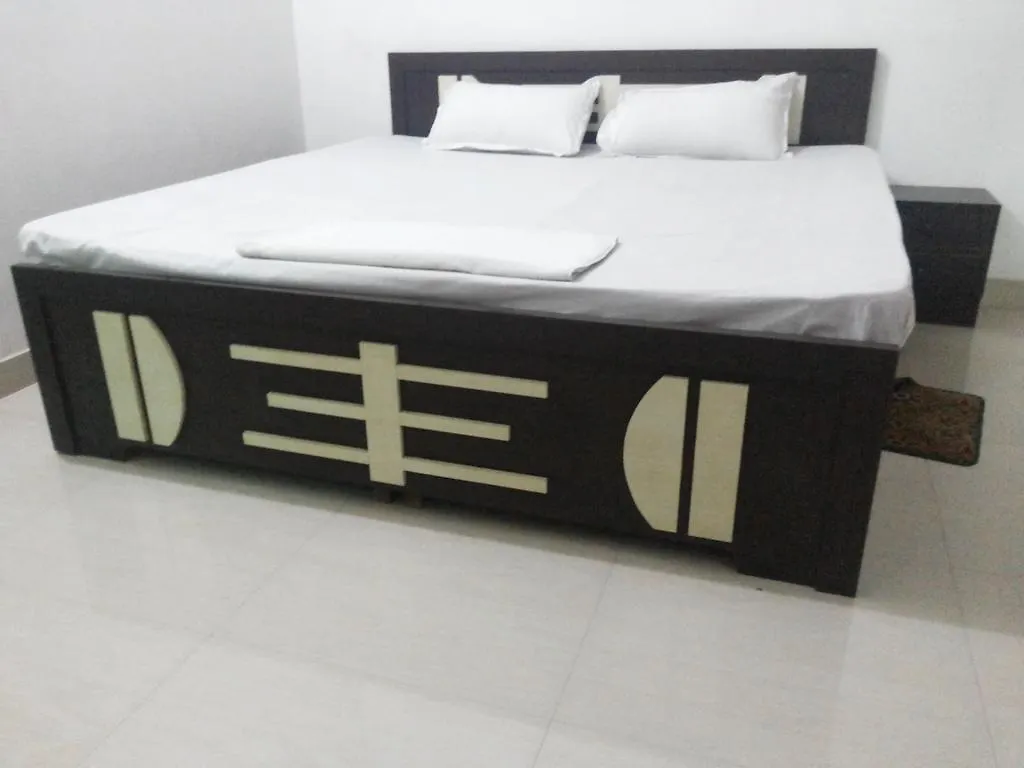 홈스테이 Goroomgo Varanasi Paradise Varanasi - Parking & Restaurant Available - Perfect Location And Comfortable Room