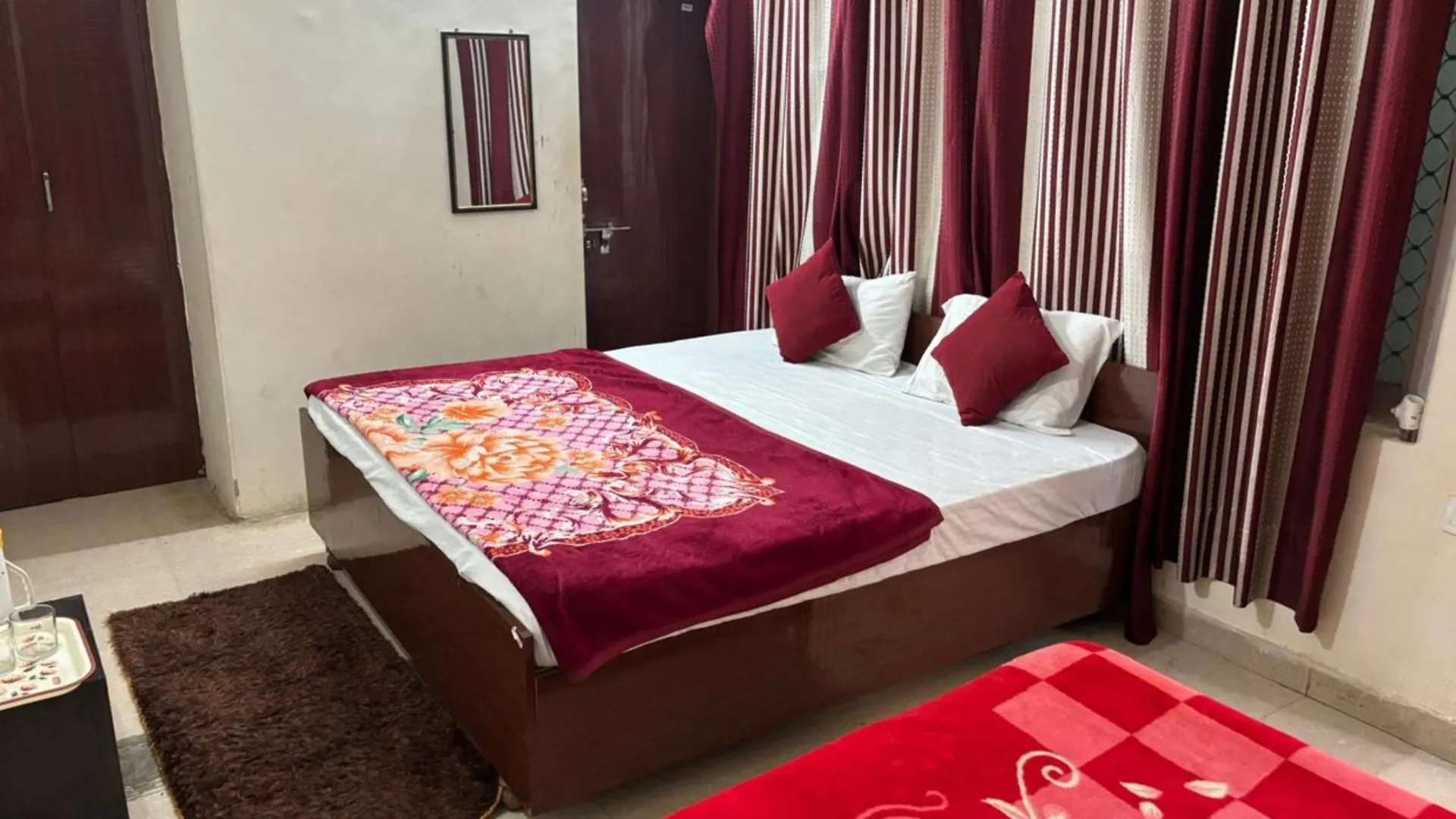 Accommodatie bij particulieren Goroomgo Varanasi Paradise Varanasi - Parking & Restaurant Available - Perfect Location And Comfortable Room