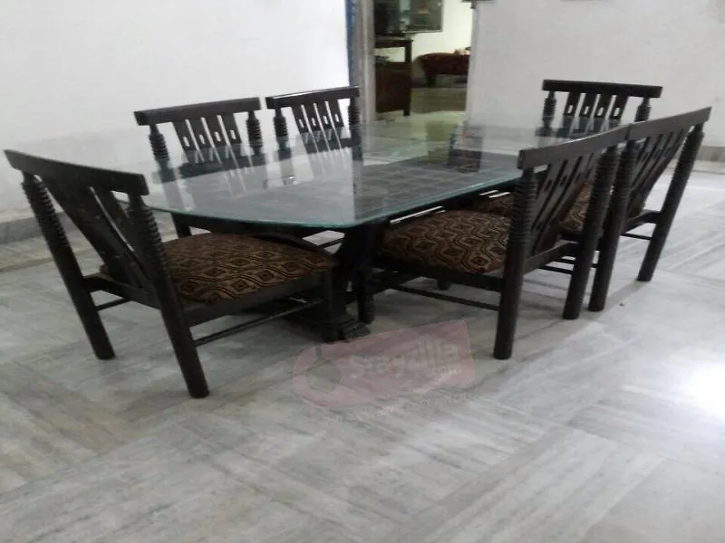 Goroomgo Varanasi Paradise Varanasi - Parking & Restaurant Available - Perfect Location And Comfortable Room